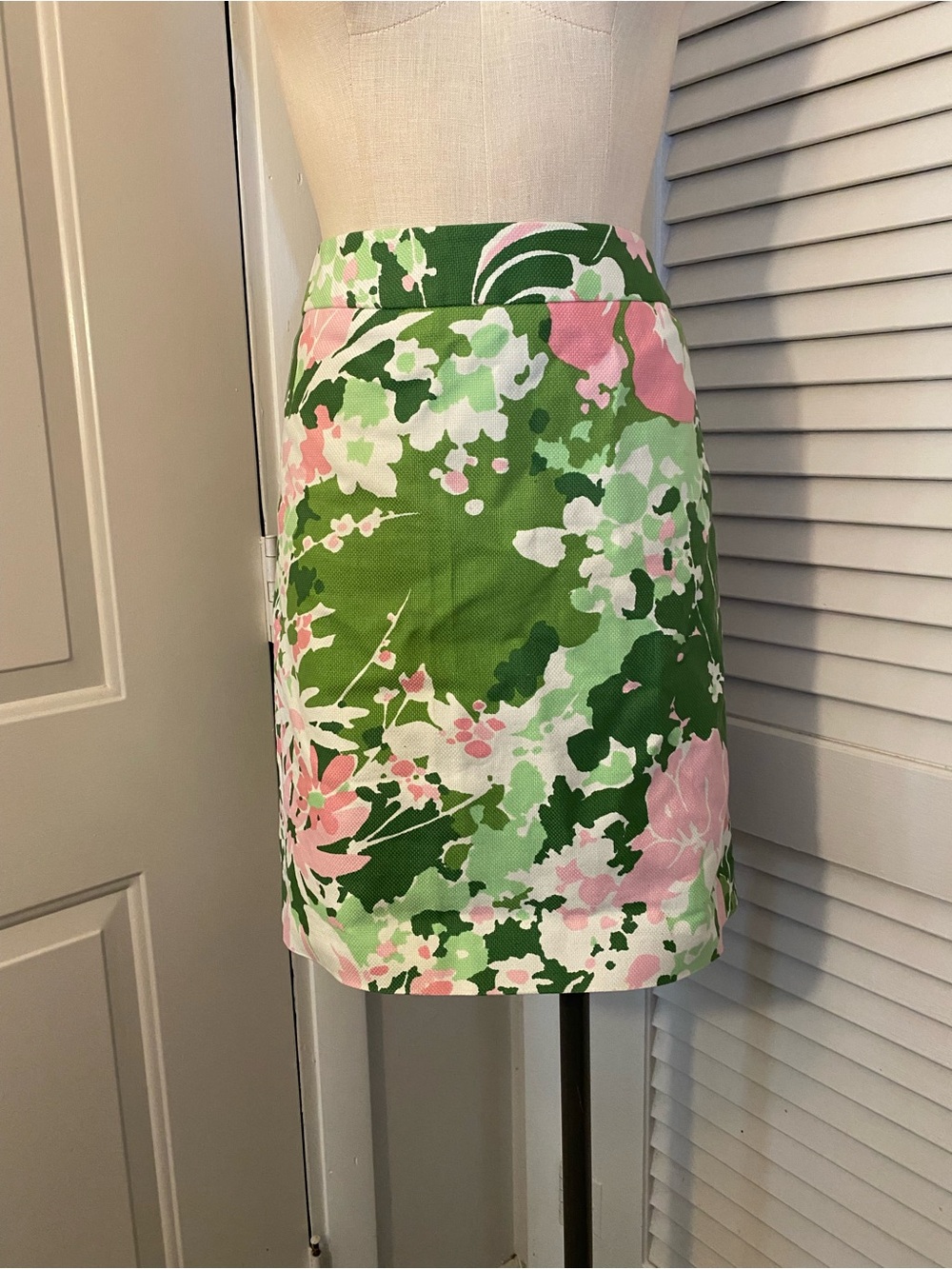 Talbots Green and Pink Floral Mini Skirt- Size 8P